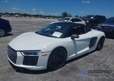 2017 Audi R8 5.2 V10 z USA, uszkodzony, nr VIN WUAVACFX0H7903232